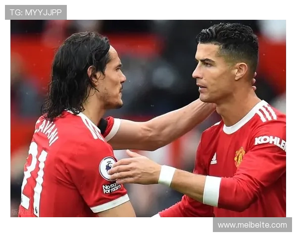 巴塞罗那与曼联激战正酣球迷热议精彩瞬间与战术分析